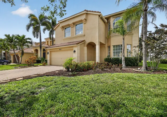 Photo 3 of Single family home for sale at 9855 Woolworth Ct, Wellington, FL 33414 | MLS# B26046514 | Listing updated on 2026-09-30