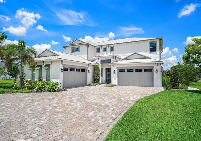 Photo 3 of Single family home for sale at 20020 SE Bridgewater Dr, Jupiter, FL 33458 | MLS# B26046544 | Listing updated on 2026-09-16