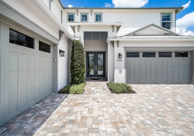 Photo 4 of Single family home for sale at 20020 SE Bridgewater Dr, Jupiter, FL 33458 | MLS# B26046544 | Listing updated on 2026-09-16