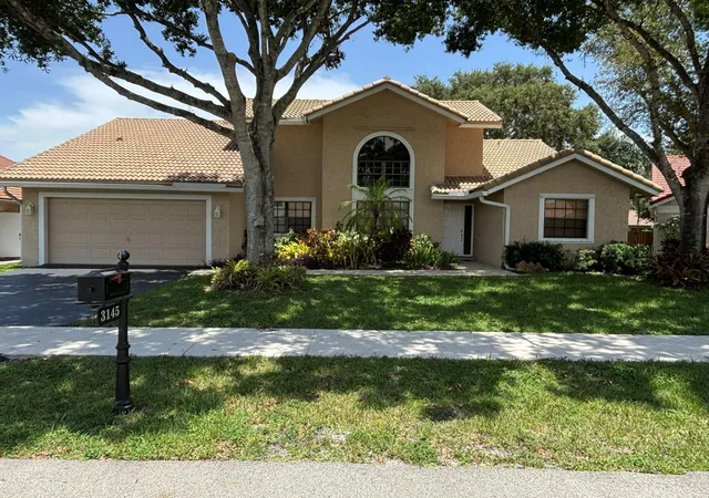 Photo 4 of Sale Pending at 3145 Peachtree Way, Davie, FL 33328 | MLS# B26046548 | Listing updated on 2026-09-15