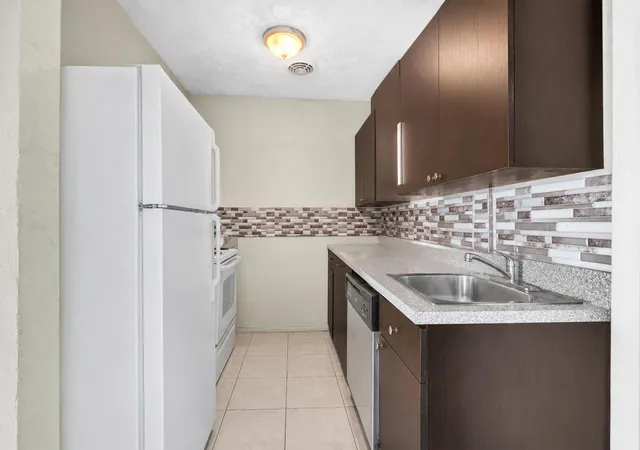 Photo 3 of Sale Pending at 2743 NW 2nd Street, Boynton Beach, FL 33435 | MLS# B26046655 | Listing updated on 2026-09-16