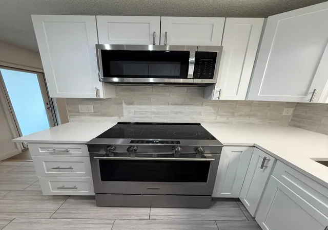 Photo 3 of Single family home for sale at 2630 W 28th Street, Riviera Beach, FL 33404 | MLS# B26046728 | Listing updated on 2026-10-02