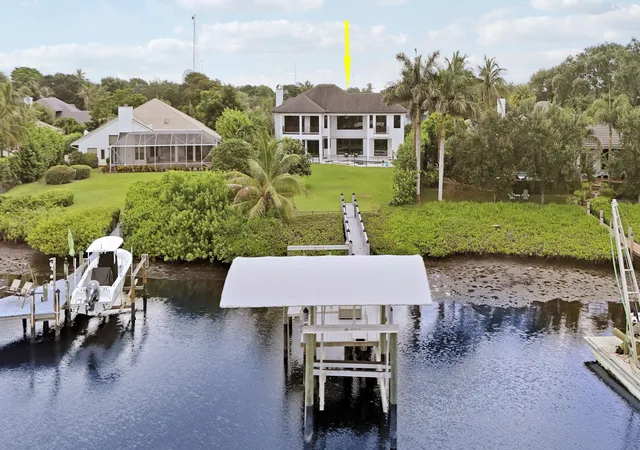 Photo 3 of Single family home for sale at 18411 SE Lakeside Dr, Jupiter, FL 33469 | MLS# B26046792 | Listing updated on 2026-09-15