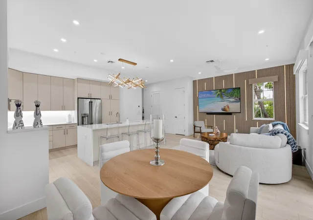 Photo 2 of Townhouse for sale at 130 Water Pointe Pl #7, Jupiter, FL 33477 | MLS# B26046976 | Listing updated on 2026-09-16
