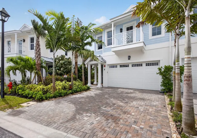 Photo 3 of Townhouse for sale at 130 Water Pointe Pl #7, Jupiter, FL 33477 | MLS# B26046976 | Listing updated on 2026-09-16