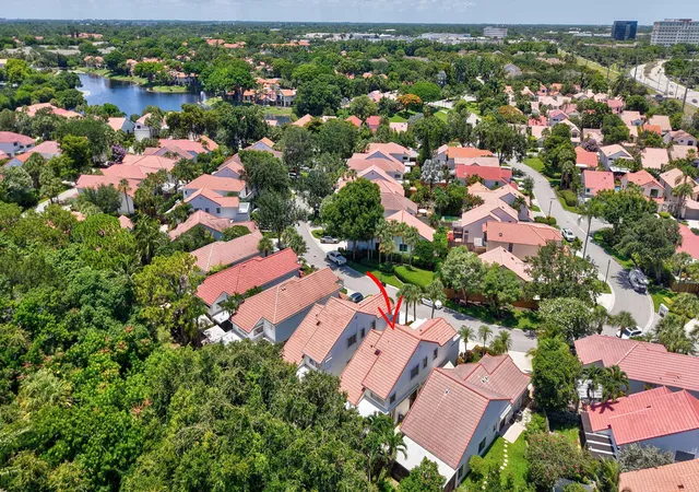 Photo 3 of Single family home for sale at 21692 Cromwell Cir, Boca Raton, FL 33486 | MLS# B26047162 | Listing updated on 2026-10-07
