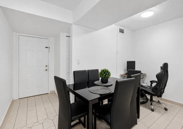 Photo 4 of Condo for sale at 300 Palm Cir W #106, Pembroke Pines, FL 33025 | MLS# B26047390 | Listing updated on 2026-09-15