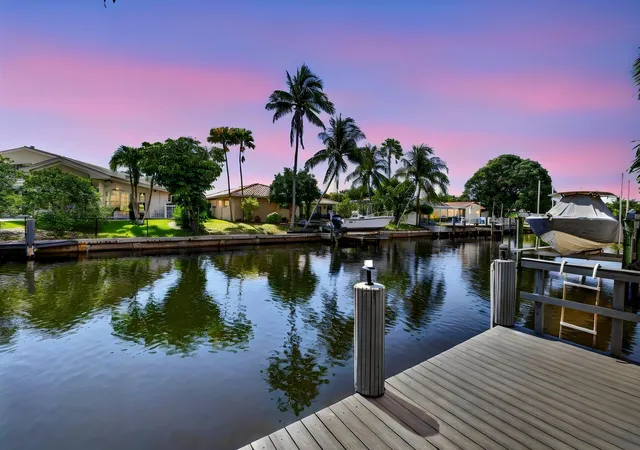 Photo 2 of Single family home for sale at 5570 Ne 26th Avenue, Fort Lauderdale, FL 33308 | MLS# B26047567 | Listing updated on 2026-09-16
