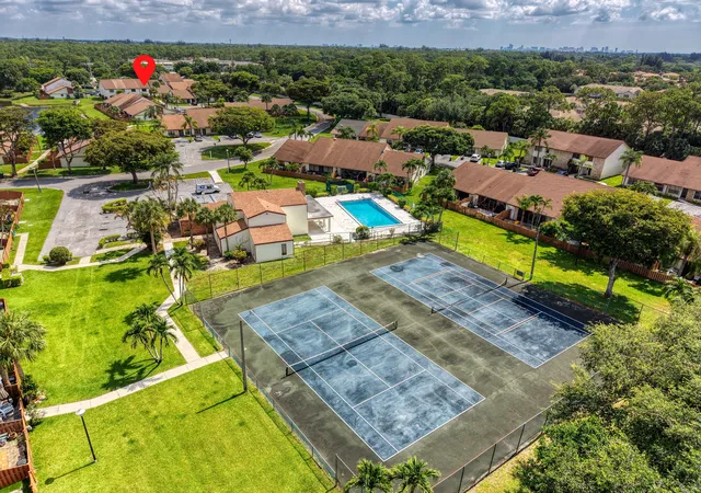 Photo 3 of Townhouse for sale at 1030 Parkside Green Dr #A, Greenacres, FL 33415 | MLS# B26047571 | Listing updated on 2026-09-23