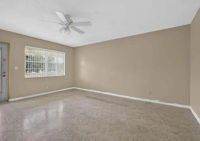 Photo 4 of Condo for sale at 111 Sheffield E, West Palm Beach, FL 33417 | MLS# B26047888 | Listing updated on 2026-09-15