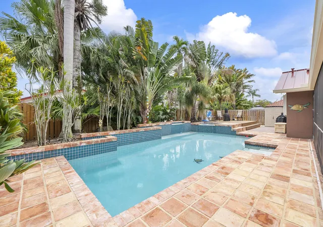 Photo 2 of Single family home for sale at 10662 Nw 7th Place, Coral Springs, FL 33071 | MLS# B26048011 | Listing updated on 2026-10-05