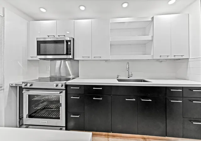 Photo 4 of Condo for sale at 2828 Tennis Clb Dr #202, West Palm Beach, FL 33417 | MLS# B26048075 | Listing updated on 2026-09-14