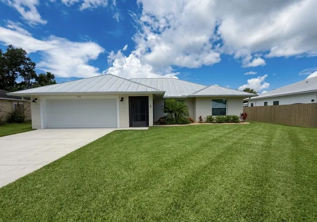Sale Pending at 1133 37th Avenue SW, Vero Beach, FL 32968 | MLS# B26048523 | Listing updated on 2026-10-07