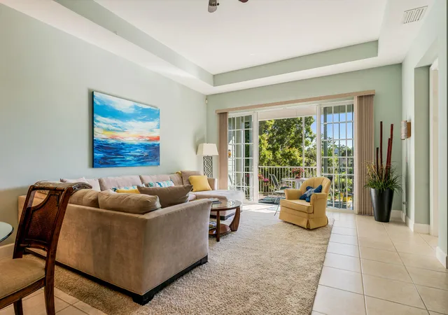 Photo 2 of Condo for sale at 2320 Water Oak Ct Sw #123, Vero Beach, FL 32962 | MLS# B26048695 | Listing updated on 2026-09-23