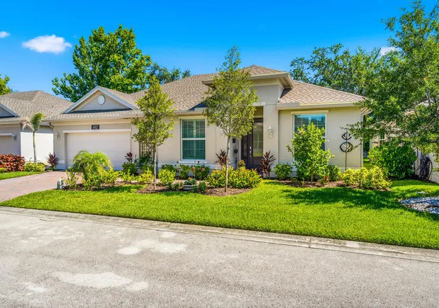 Photo 2 of Single family home for sale at 6012 Bella Rosa Ln, Vero Beach, FL 32966 | MLS# B26048872 | Listing updated on 2026-09-23