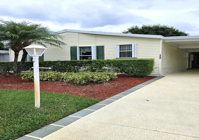Photo 2 of Manufactured home for sale at 3229 Scarlet Tanager Ct, Port Saint Lucie, FL 34952 | MLS# B26048925 | Listing updated on 2026-09-14
