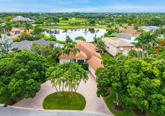 Photo 2 of Sale Pending at 118 W Village Way, Jupiter, FL 33458 | MLS# B26049191 | Listing updated on 2026-09-16