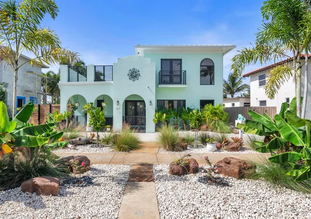 Photo 1 of Single family home for sale at 127 Auburn Dr, Lake Worth Beach, FL 33460 | MLS# B26049243 | Listing updated on 2026-09-16