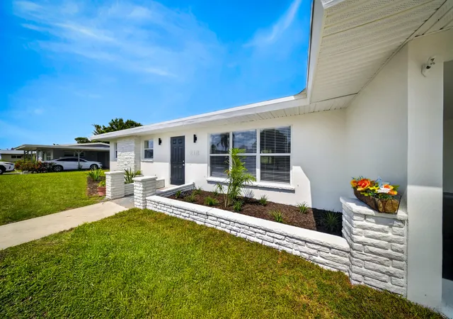 Photo 2 of Single family home for sale at 216 W Arbor Ave, Port Saint Lucie, FL 34952 | MLS# B26049376 | Listing updated on 2026-09-24