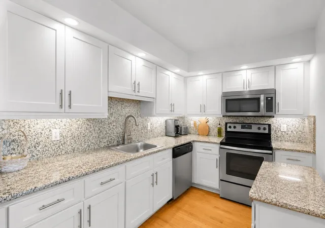 Photo 4 of Condo for sale at 625 Oaks Dr #405, Pompano Beach, FL 33069 | MLS# B26049414 | Listing updated on 2026-09-23