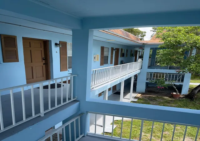 Photo 2 of Condo for sale at 4951 Wedgewood Way #5, West Palm Beach, FL 33417 | MLS# B26049542 | Listing updated on 2026-09-14