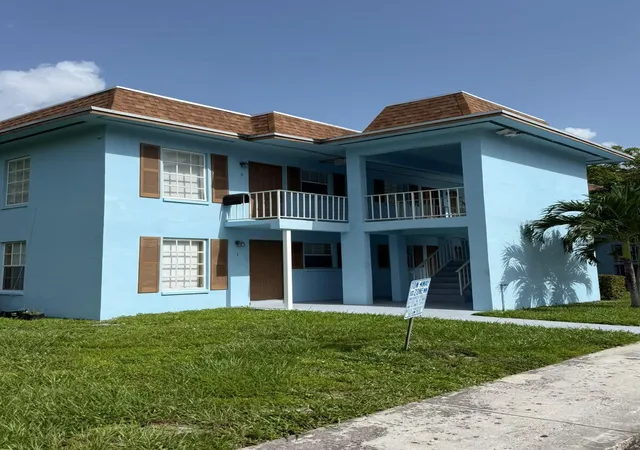 Photo 3 of Condo for sale at 4951 Wedgewood Way #5, West Palm Beach, FL 33417 | MLS# B26049542 | Listing updated on 2026-09-14