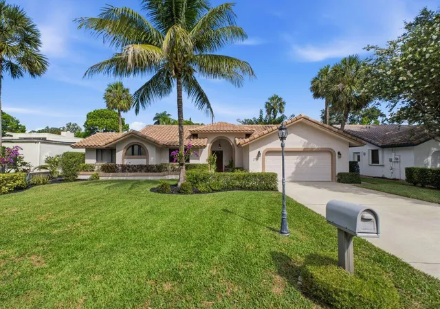 Photo 2 of Single family home for sale at 2719 Oak Tree Ln, Fort Lauderdale, FL 33309 | MLS# B26049551 | Listing updated on 2026-09-13