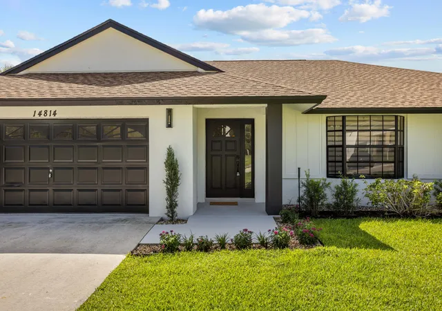 Photo 1 of Sale Pending at 14814 Paddock Dr, Wellington, FL 33414 | MLS# B26049748 | Listing updated on 2026-09-13