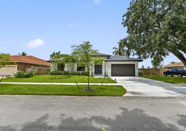 Photo 1 of Sale Pending at 621 Nw 42nd Avenue, Coconut Creek, FL 33066 | MLS# B26049802 | Listing updated on 2026-09-13