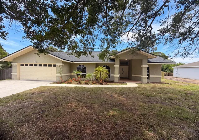 Photo 1 of Sale Pending at 711 Se Celtic Ave, Port Saint Lucie, FL 34983 | MLS# B26049807 | Listing updated on 2026-09-14