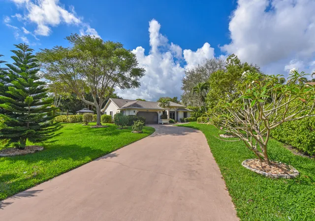 Photo 3 of Single family home for sale at 3230 Riviera Dr, Delray Beach, FL 33445 | MLS# B26049915 | Listing updated on 2026-09-16
