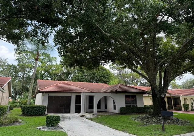 Photo 1 of Single family home for sale at 2656 Sw Willowood Cir, Palm City, FL 34990 | MLS# B26050010 | Listing updated on 2026-09-13