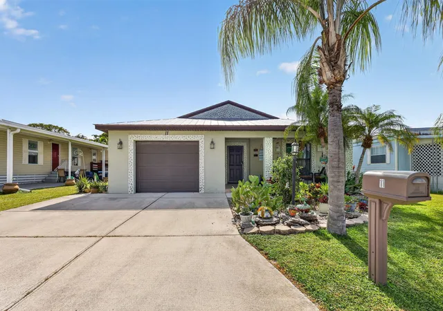 Photo 1 of Single family home for sale at 11 Se Flamenco Way, Port St Lucie, FL 34952 | MLS# B26050165 | Listing updated on 2026-09-13