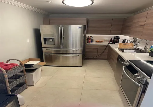 Photo 3 of Condo for sale at 3000 S Ocean Dr #302, Hollywood, FL 33019 | MLS# B26050224 | Listing updated on 2026-09-14