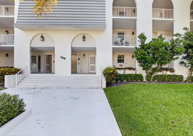 Photo 2 of Condo for sale at 769 Jeffery St #2-104, Boca Raton, FL 33487 | MLS# B26050380 | Listing updated on 2026-09-15