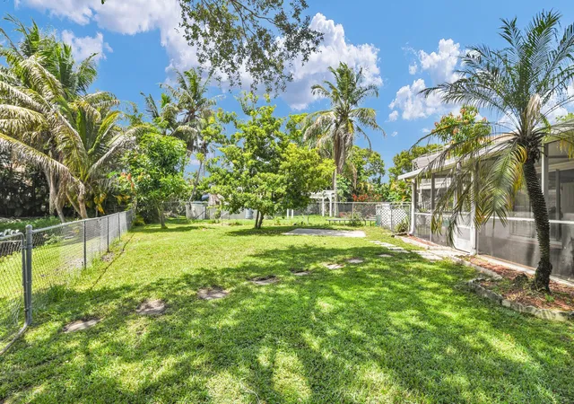 Photo 2 of Single family home for sale at 3930 Nw 79th Way, Hollywood, FL 33024 | MLS# B26050721 | Listing updated on 2026-09-23