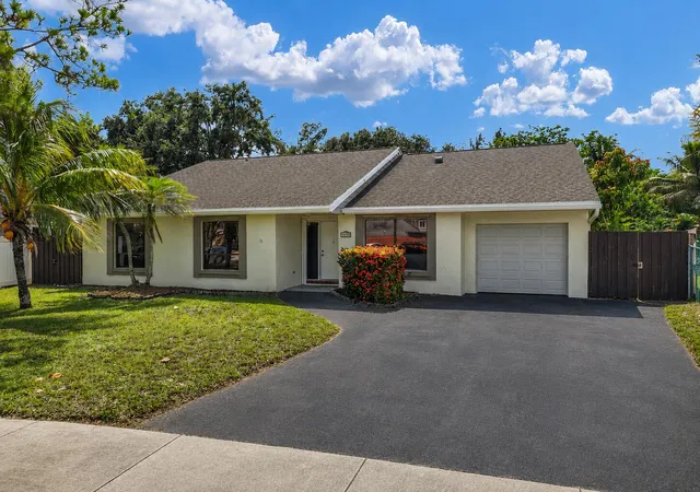 Photo 3 of Single family home for sale at 3930 NW 79th Way, Hollywood, FL 33024 | MLS# B26050721 | Listing updated on 2026-09-23