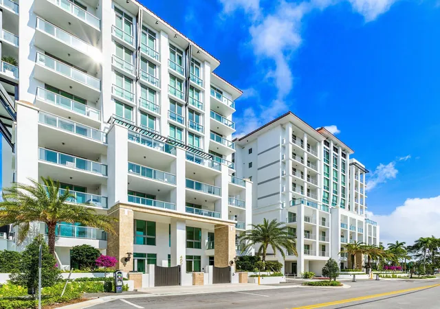 Photo 2 of Condo for sale at 475 E Royal Palm Rd #206, Boca Raton, FL 33432 | MLS# B26051162 | Listing updated on 2026-09-16