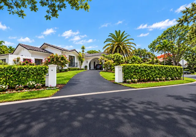 Photo 1 of Single family home for sale at 5901 Sw 136th Street, Pinecrest, FL 33156 | MLS# B26051184 | Listing updated on 2026-09-23