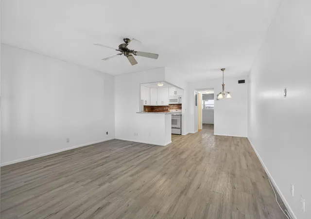 Photo 3 of Condo for sale at 100 Shore Ct #307, North Palm Beach, FL 33408 | MLS# B26051271 | Listing updated on 2026-09-15