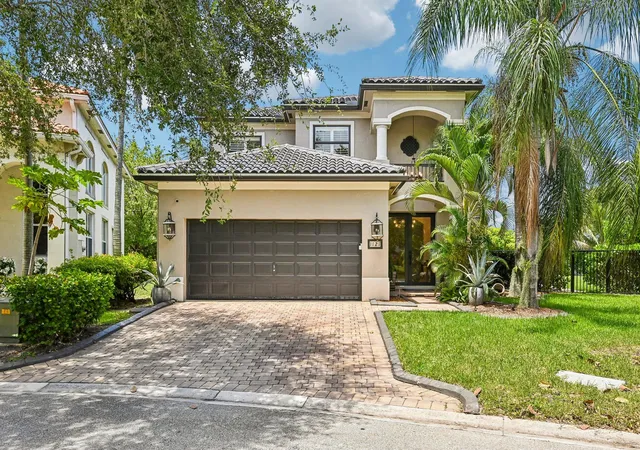 Photo 3 of Single family home for sale at 1121 Ctr Stone Ln, Riviera Beach, FL 33404 | MLS# B26051327 | Listing updated on 2026-09-29