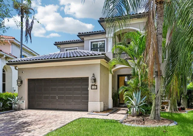 Photo 3 of Single family home for sale at 1121 Ctr Stone Ln, Riviera Beach, FL 33404 | MLS# B26051327 | Listing updated on 2026-09-29