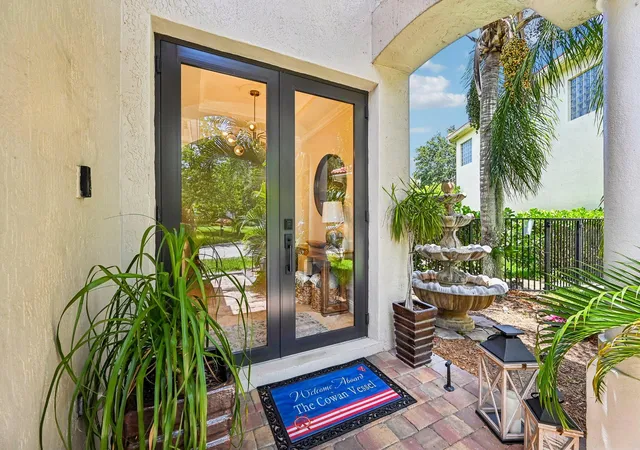 Photo 4 of Single family home for sale at 1121 Ctr Stone Ln, Riviera Beach, FL 33404 | MLS# B26051327 | Listing updated on 2026-09-29