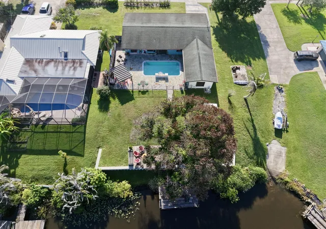 Photo 3 of Single family home for sale at 220 Riomar Dr, Port St Lucie, FL 34952 | MLS# B26051354 | Listing updated on 2026-09-30