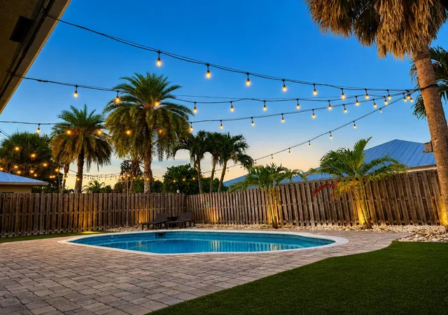 Photo 1 of Single family home for sale at 17620 Cinquez Park Rd W, Jupiter, FL 33458 | MLS# B26051568 | Listing updated on 2026-09-15