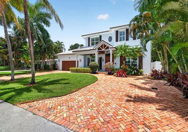 Photo 3 of Single family home for sale at 1329 SE 13th Terrace, Fort Lauderdale, FL 33316 | MLS# B26051625 | Listing updated on 2026-09-15