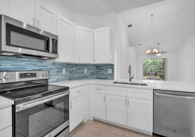 Photo 3 of House for sale at 10788 Royal Caribbean Cir, Boynton Beach, FL 33437 | MLS# B26051629 | Listing updated on 2026-09-14
