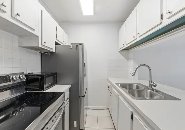 Photo 3 of Condo for sale at 1470 N Dixie Hwy #43, Fort Lauderdale, FL 33304 | MLS# B26051699 | Listing updated on 2026-09-15