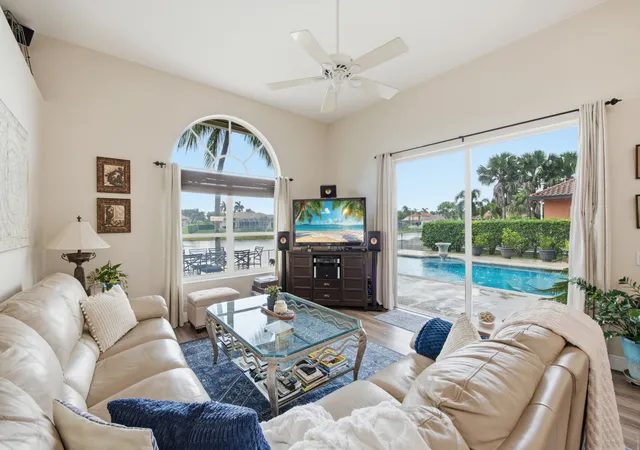 Photo 4 of Sale Pending at 4278 NW 81st Terrace, Coral Springs, FL 33065 | MLS# B26051979 | Listing updated on 2026-09-16