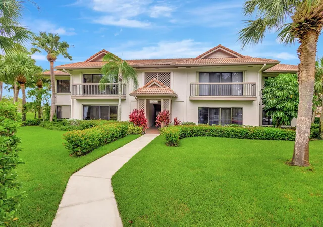 Photo 1 of Condo for sale at 1109 Duncan Cir #201, Palm Beach Gardens, FL 33418 | MLS# B26052001 | Listing updated on 2026-09-13